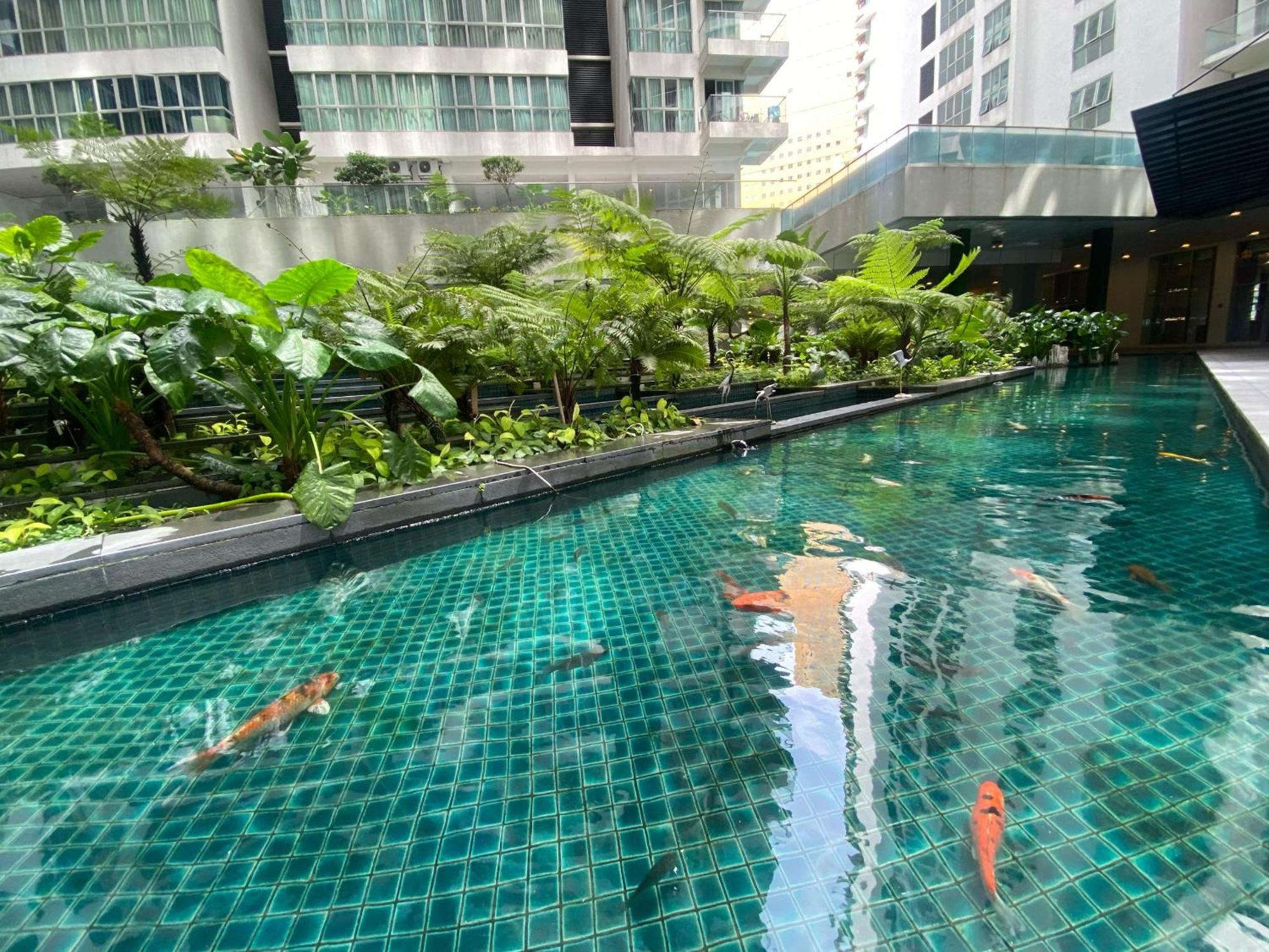 Infinity Skypool New Friends Hostel - Kuala Lumpur — Fotos 1